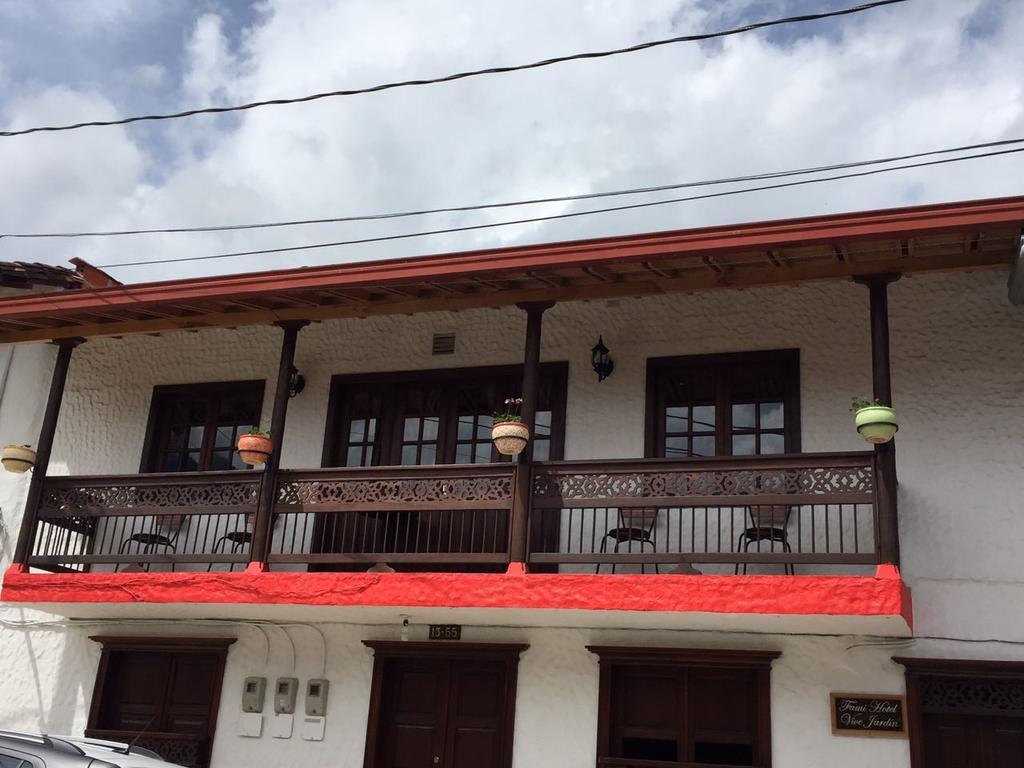 Fami Hotel Vive Jardín Exterior foto